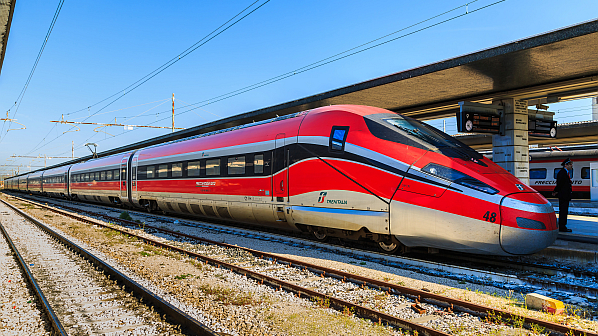 Tenda V300 N300 Wireless N VDSL2 Modem Router w/USB